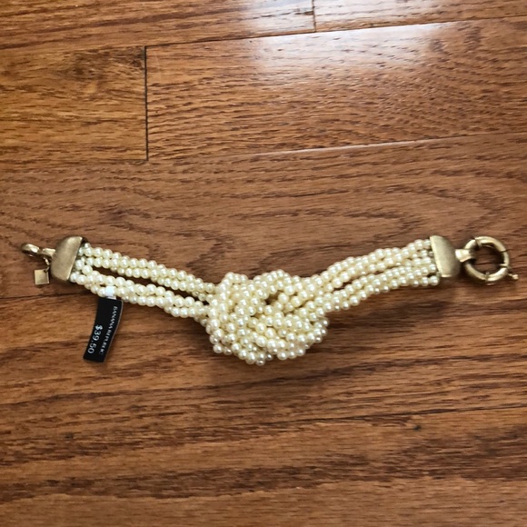 Banana Republic faux pearl knot bracelet